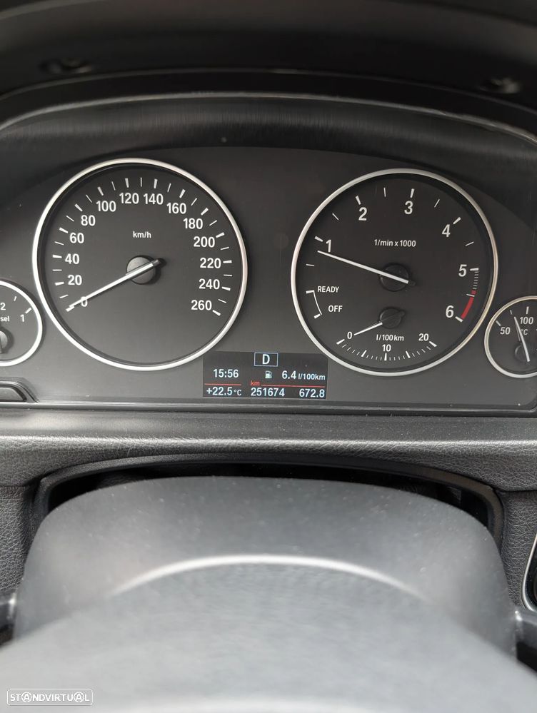 BMW 318 d Aut. - 25