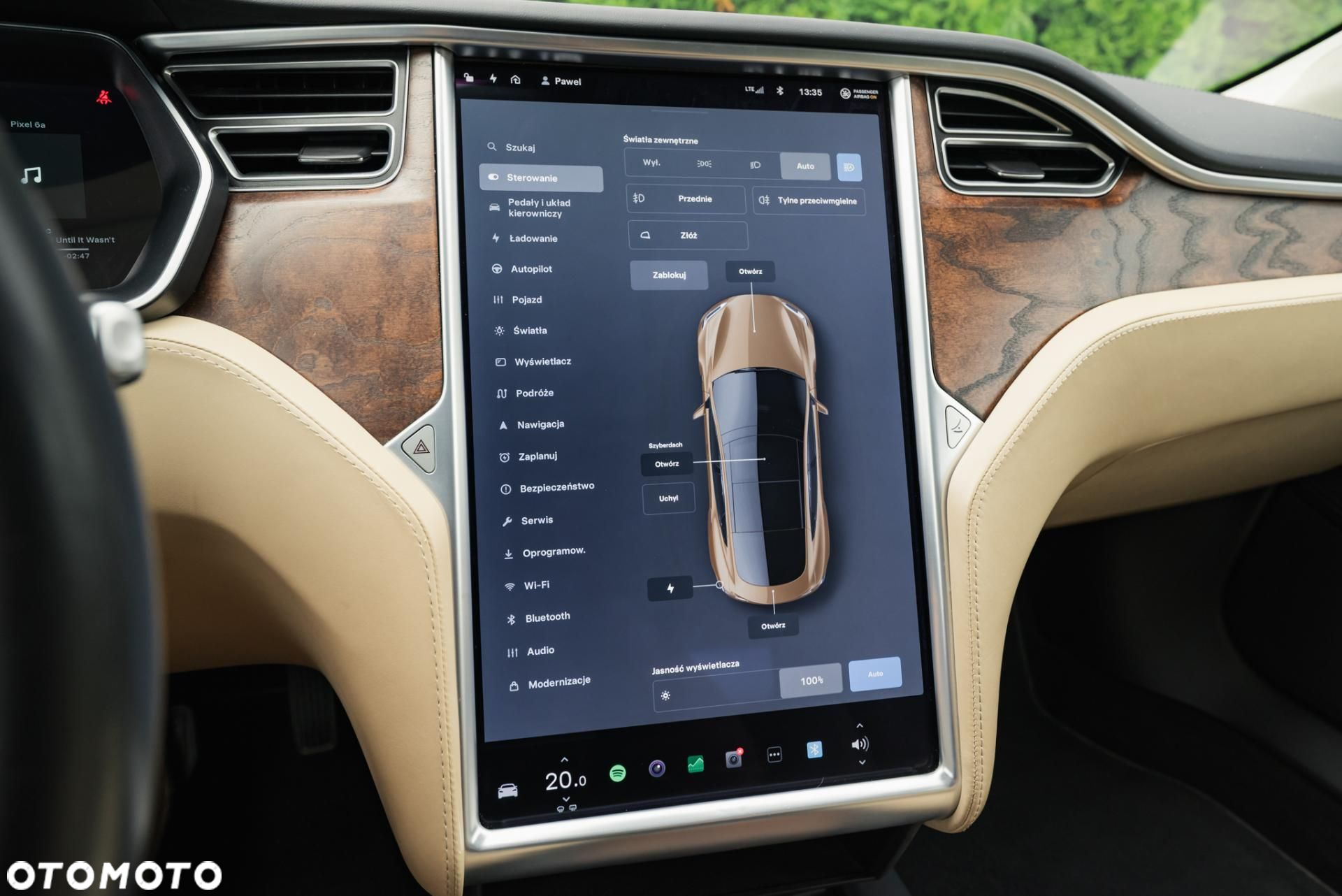 Tesla Model S - 17