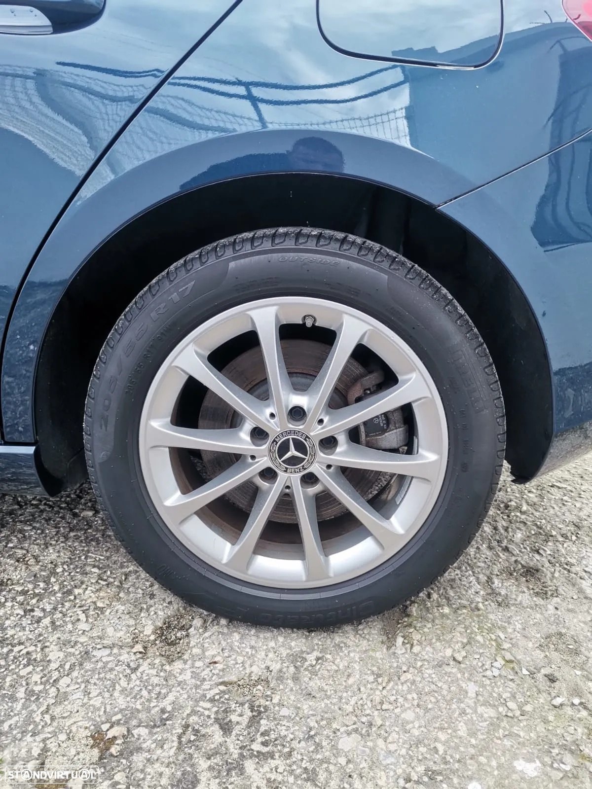 Mercedes-Benz A 250 e Style Plus - 18