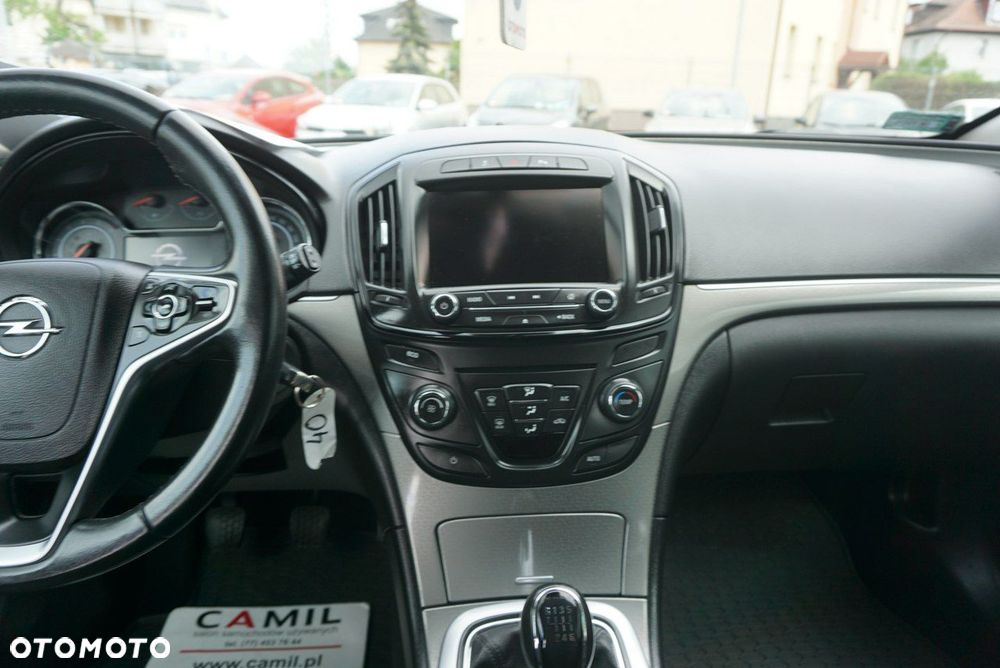 Opel Insignia - 14