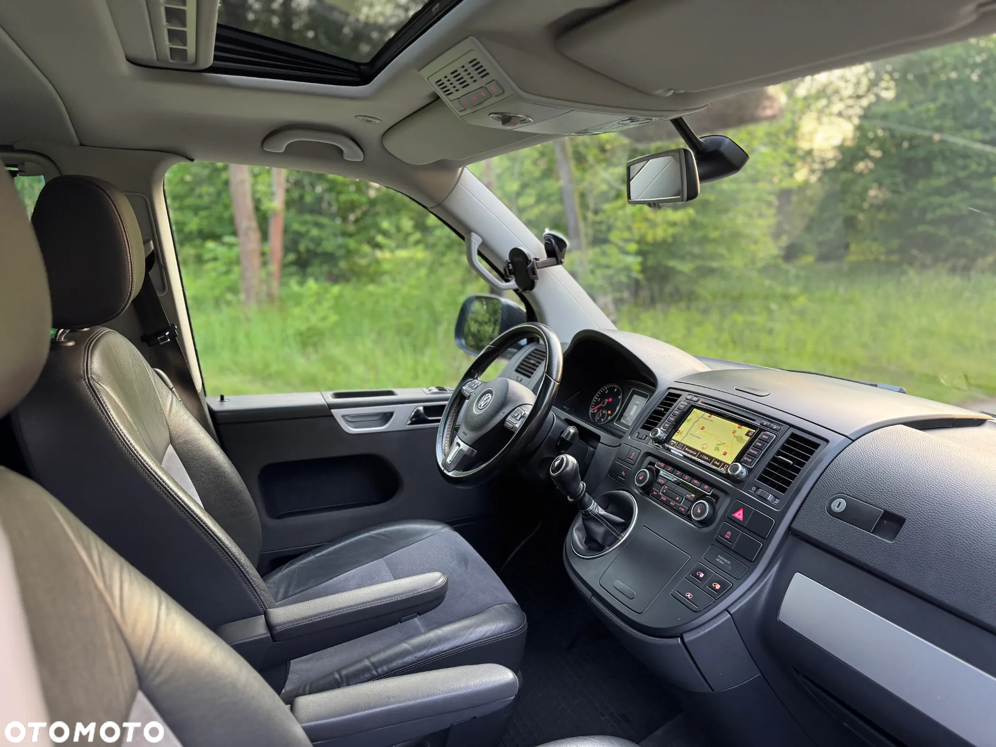 Volkswagen Multivan BiTDI L1 Highline - 4