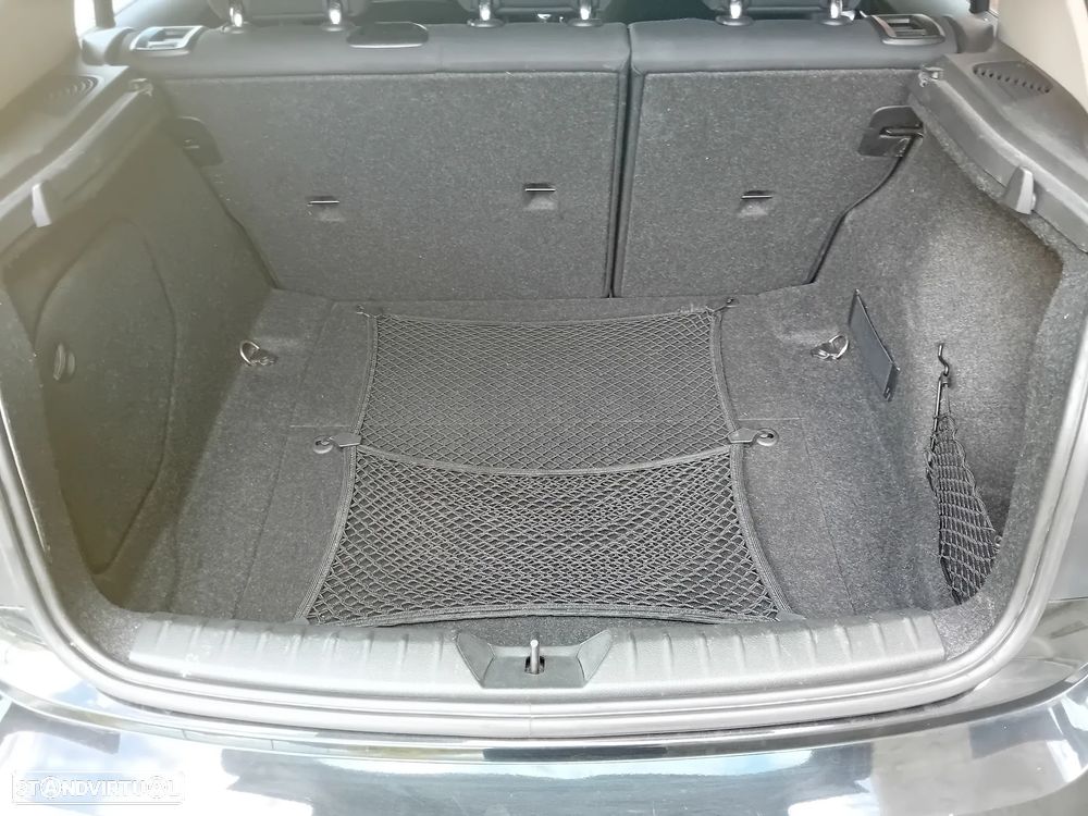 BMW 116 d Line Urban - 13