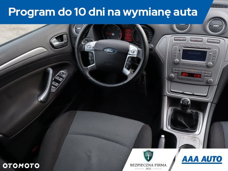 Ford Mondeo SW - 9
