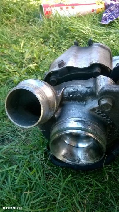 BMW E60 E61 E90 2.0D N47 TURBOSPRĘŻARKA TURBINA - 2