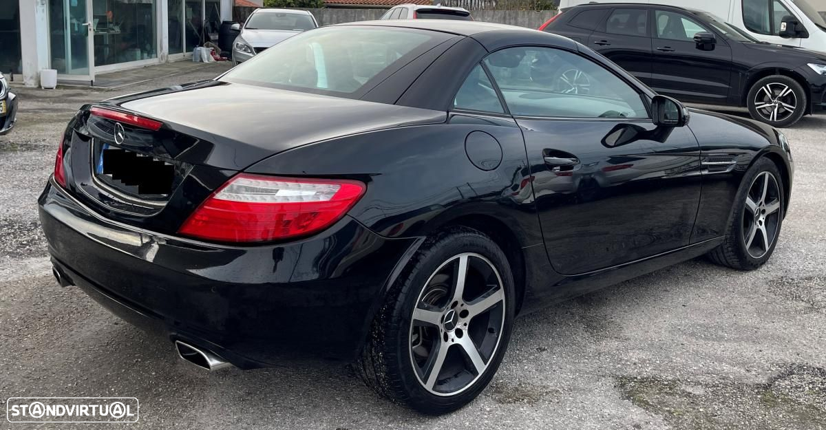 Mercedes-Benz SLK 200 (BlueEFFICIENCY) 7G-TRONIC CarbonLOOK Edition - 6