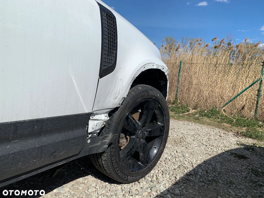Land Rover Defender 110 P300 - 10