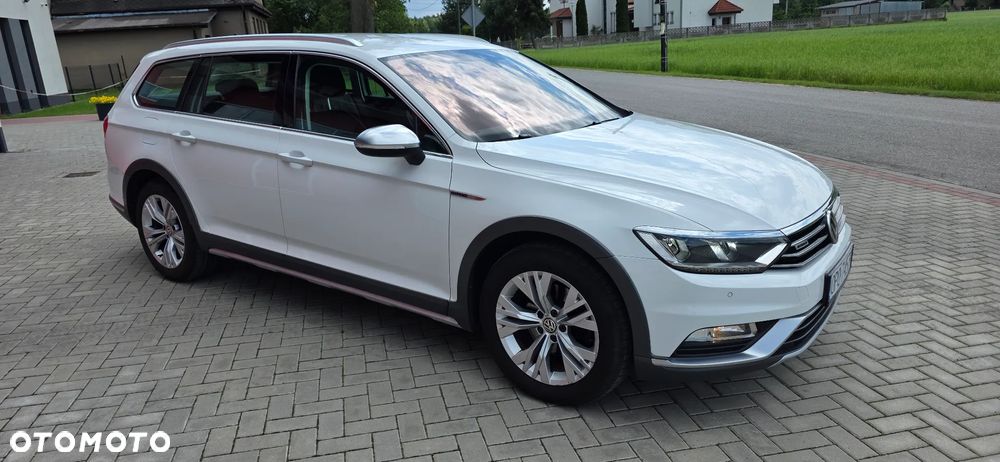 Volkswagen Passat 2.0 TDI SCR DSG 4Motion Business - 8