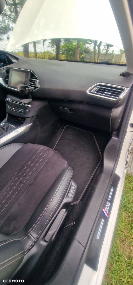 Peugeot 308 SW 1.5 BlueHDi Business Line S&S - 11