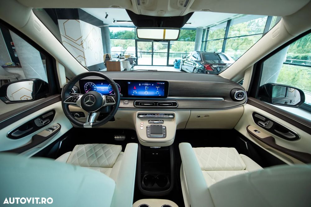 Mercedes-Benz V 300 d Extralang 4Matic 9G-TRONIC Exclusive - 11