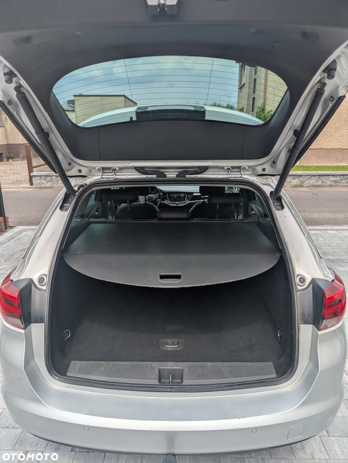 Opel Astra V 1.6 CDTI Dynamic S&S - 6