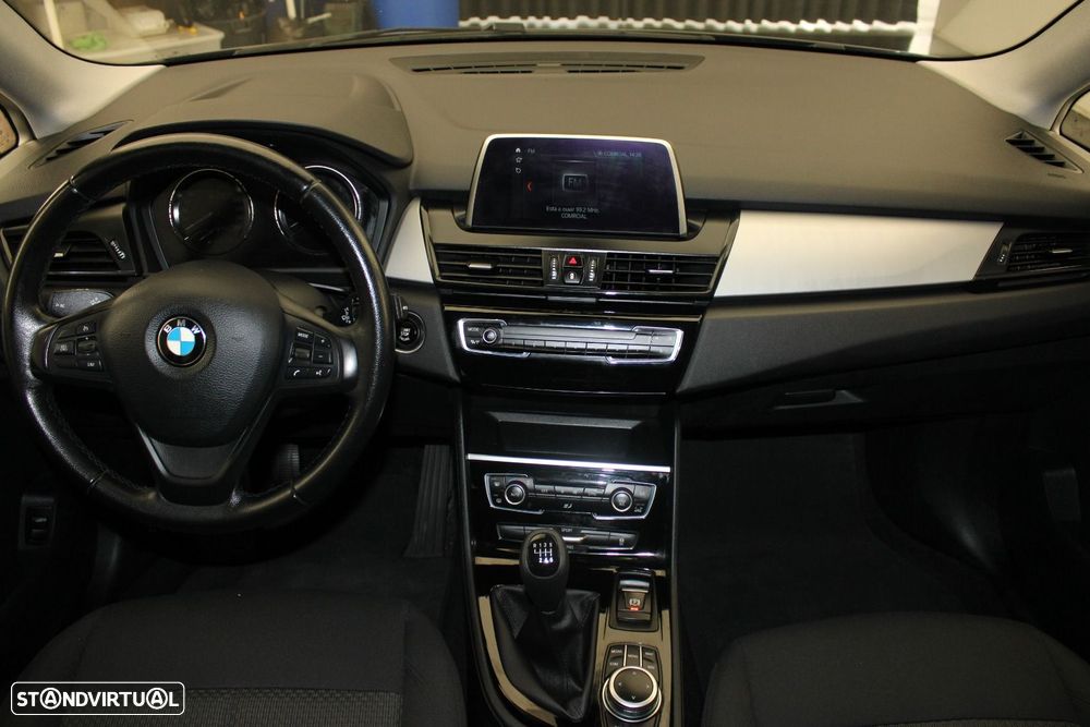BMW 216 Active Tourer d Advantage - 9