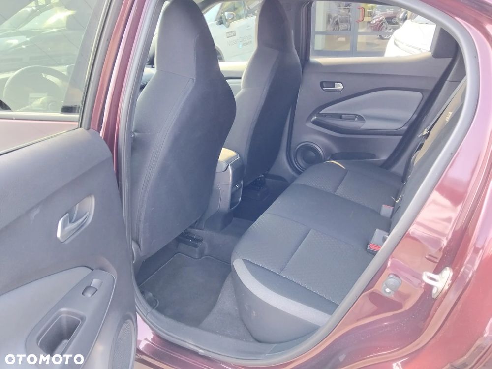 Nissan Juke 1.0 DIG-T Acenta DCT - 25