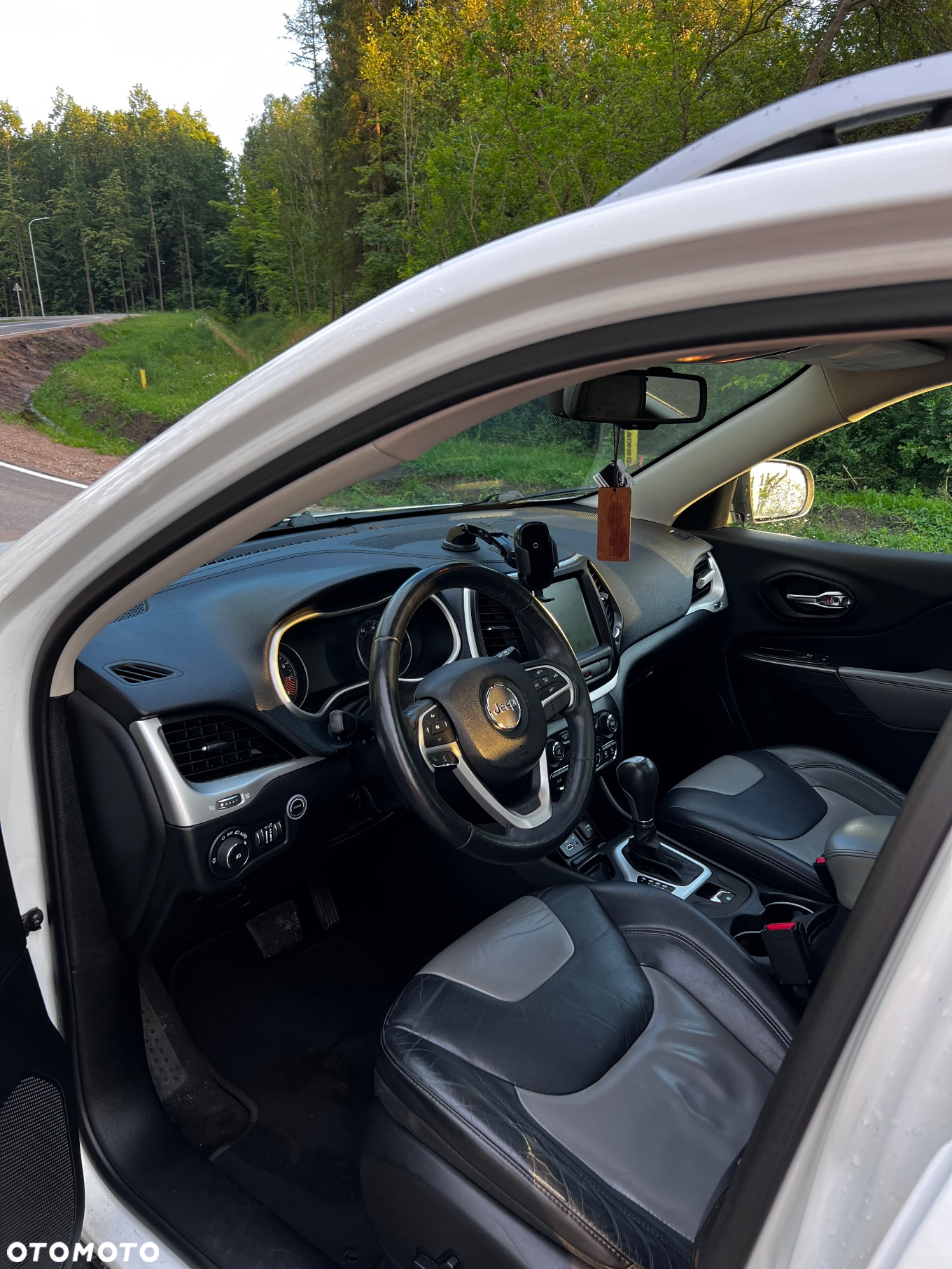 Jeep Cherokee 3.2 V6 Active Drive I Limited - 17