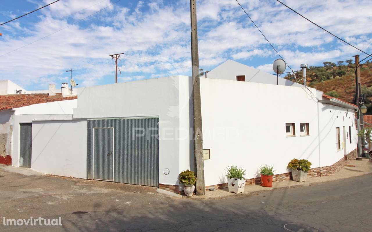 Moradia T3 e Café em Vale de Santiago - Grande imagem: 3/27