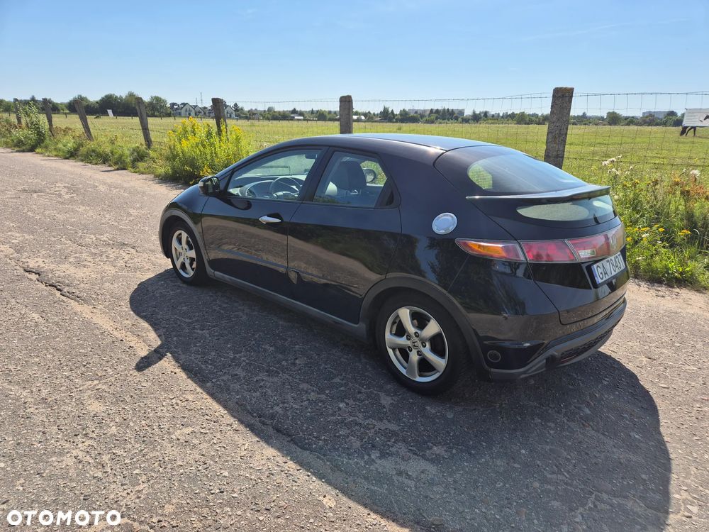 Honda Civic - 4