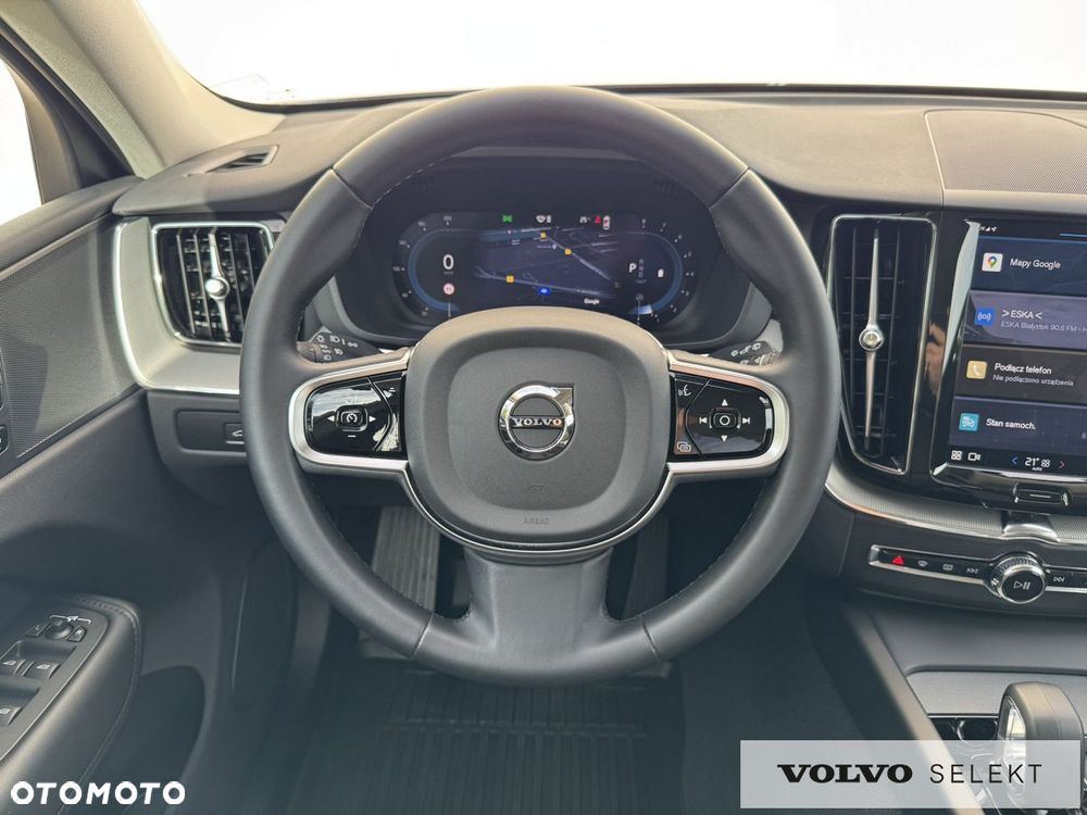 Volvo XC 60 B5 B AWD Plus Dark - 16