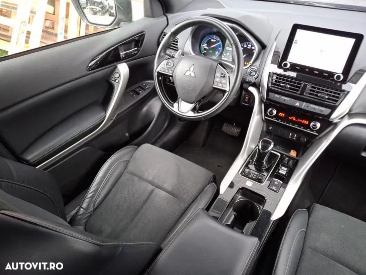 Mitsubishi Eclipse-Cross Plug-In Hybrid 4WD Plus Select - 18