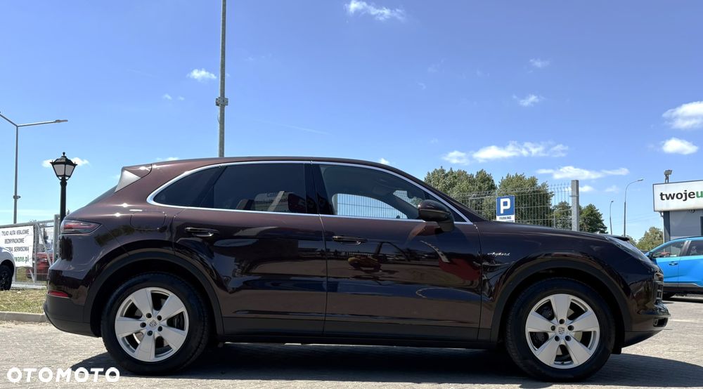 Porsche Cayenne E-Hybrid - 5