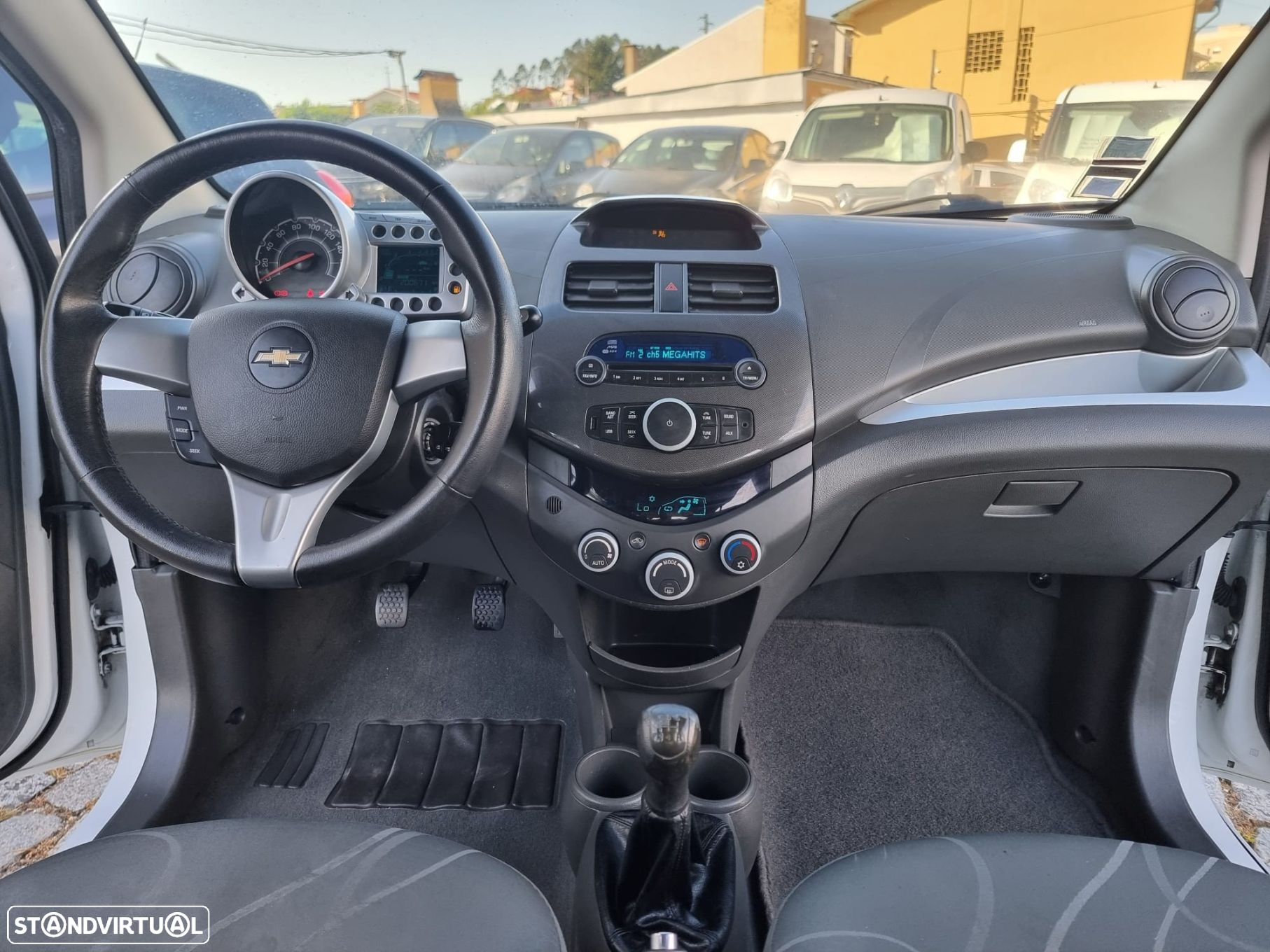 Chevrolet Spark 1.2 LT - 12