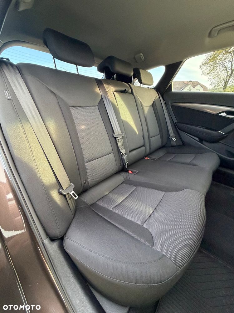 Hyundai i40 1.7 CRDi BlueDrive Premium - 34