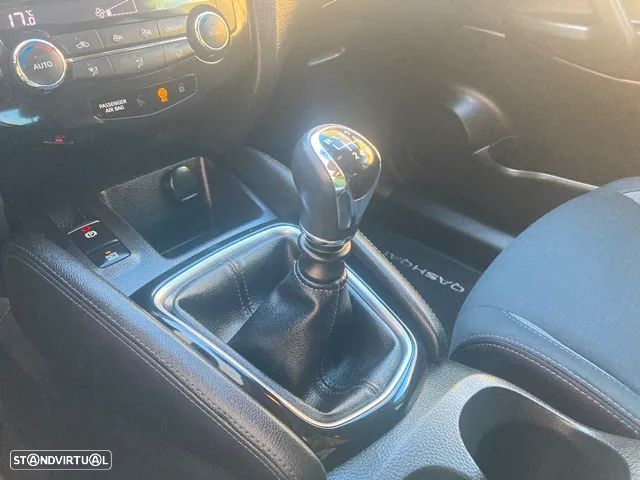 Nissan Qashqai 1.5 dCi Acenta C/Barras de Tejadilho - 24