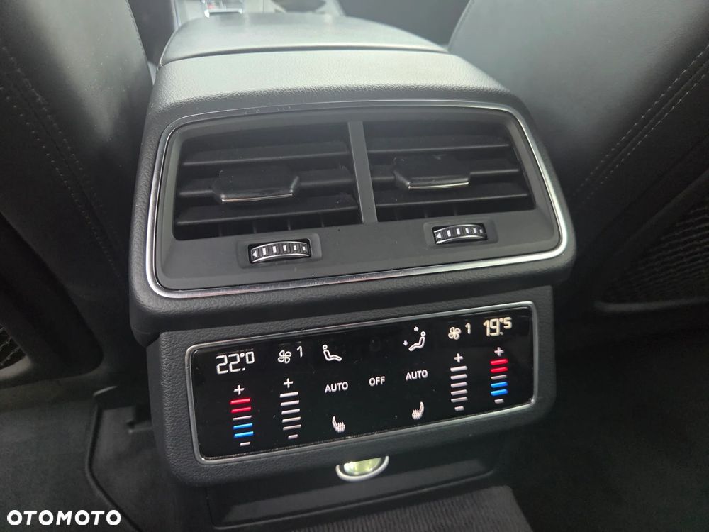 Audi A6 Avant - 16