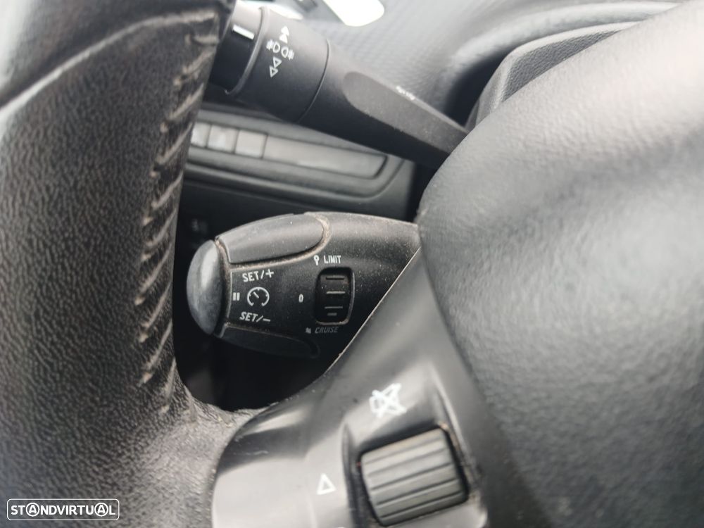 Peugeot 2008 PureTech 82 Style - 27