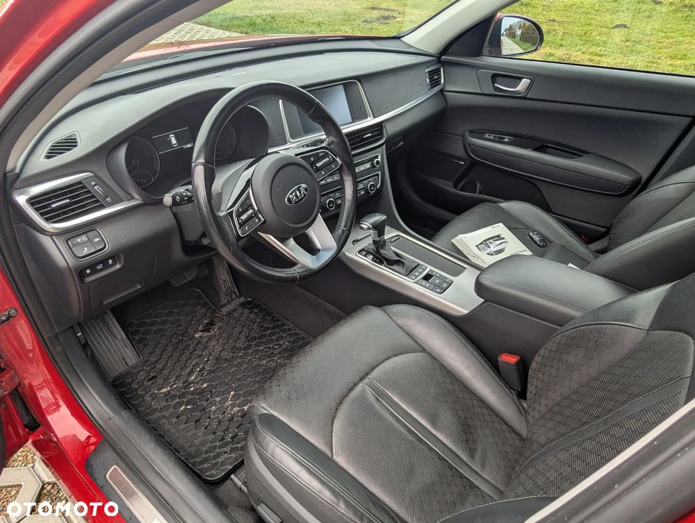 Kia Optima - 13