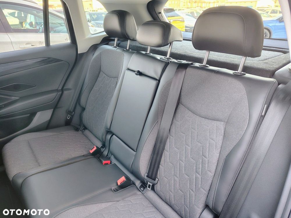 Volkswagen Tiguan - 23