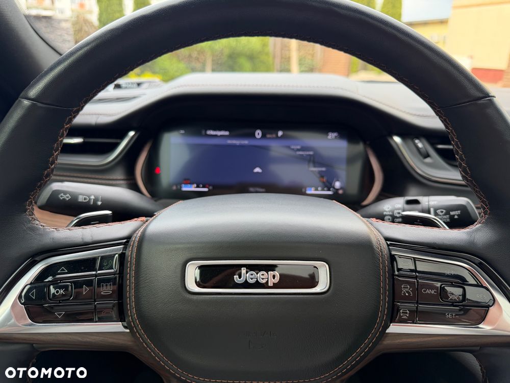 Jeep Grand Cherokee 5.7 V8 HEMI 4WD Automatik Summit - 28