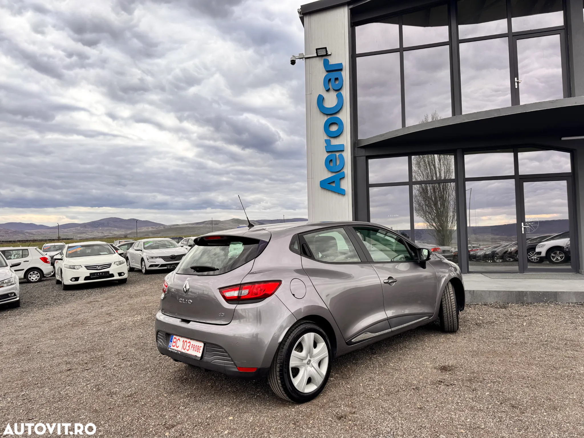Renault Clio dCi 90 Dynamique - 5