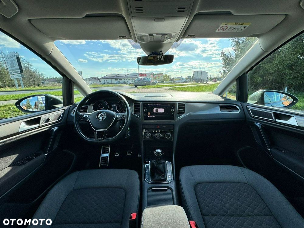 Volkswagen Golf Sportsvan - 17