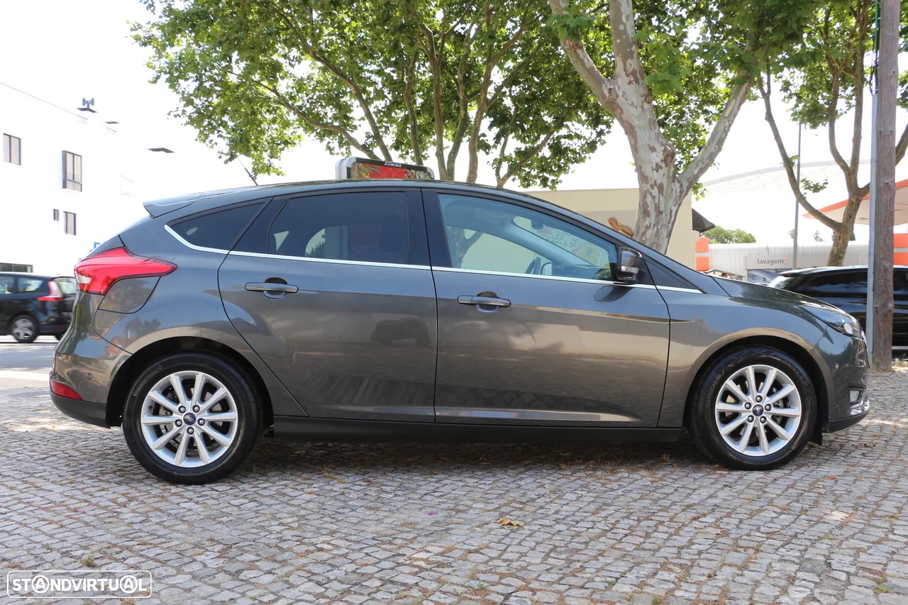 Ford Focus 1.0 SCTi Titanium - 3
