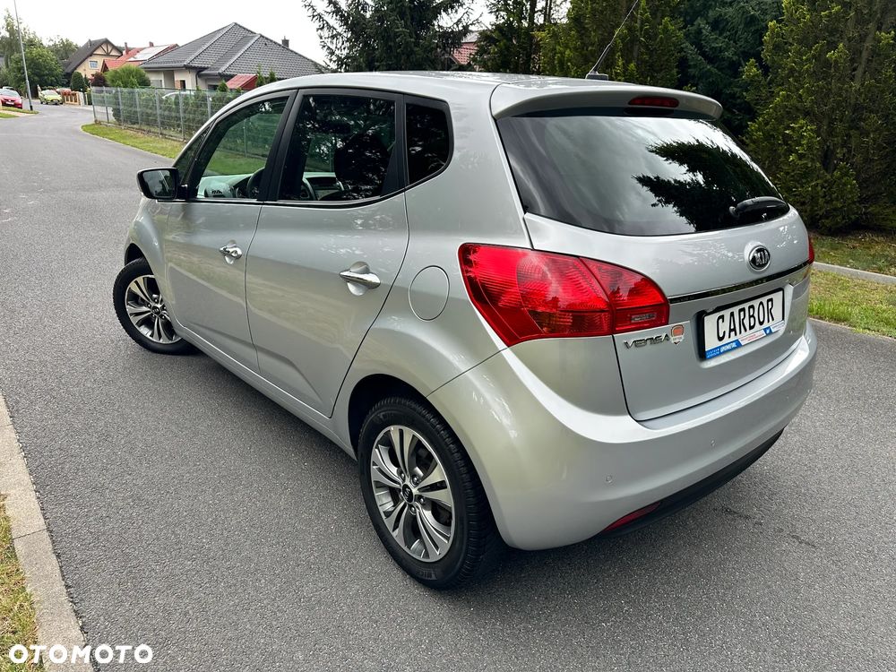 Kia Venga 1.6 CVVT Automatik Dream-Team Edition - 16
