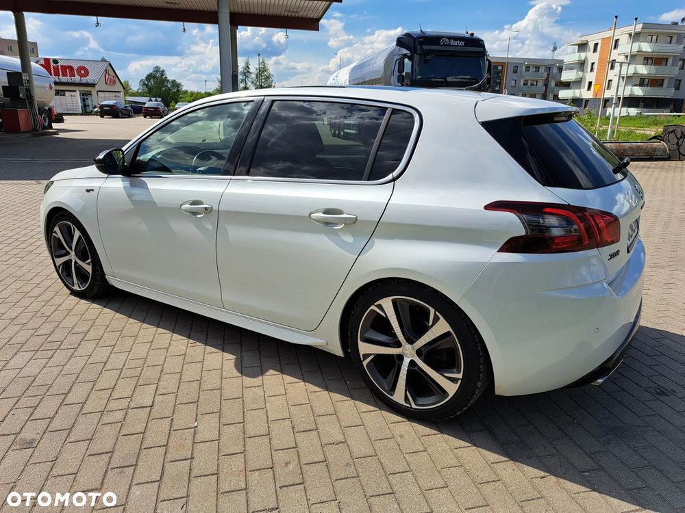 Peugeot 308 1.6 PureTech GPF GT S&S EAT8 - 11