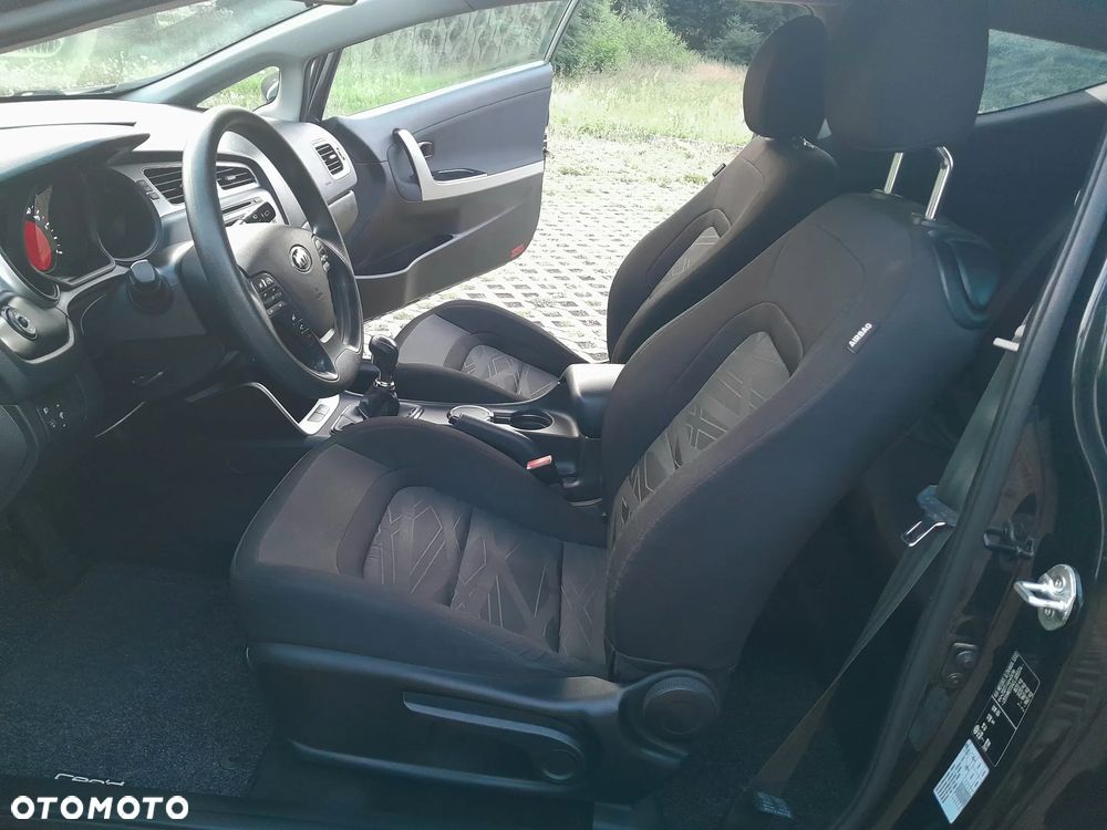 Kia ProCeed Pro_cee'd 1.4 L - 14