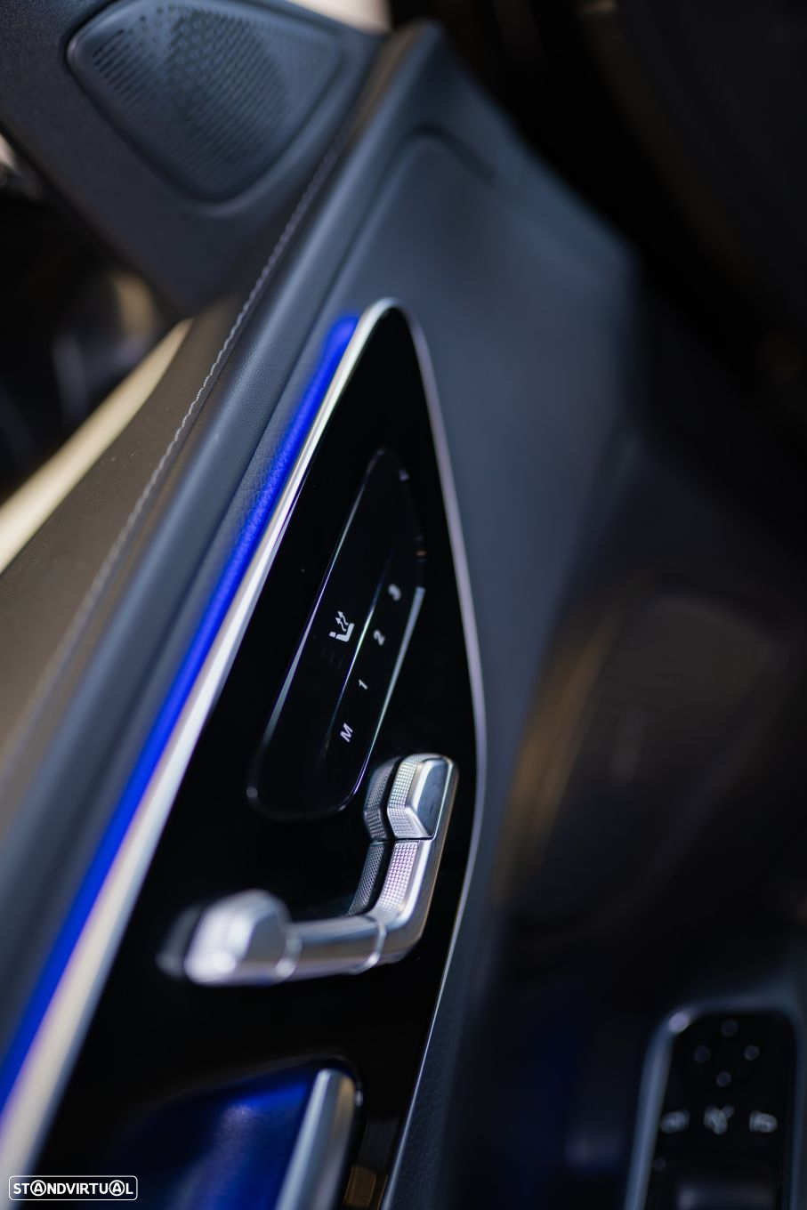 Mercedes-Benz C 300 e AMG Line - 23