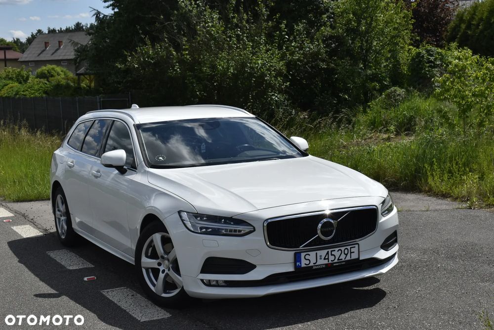 Volvo V90 D4 Momentum Pro - 2