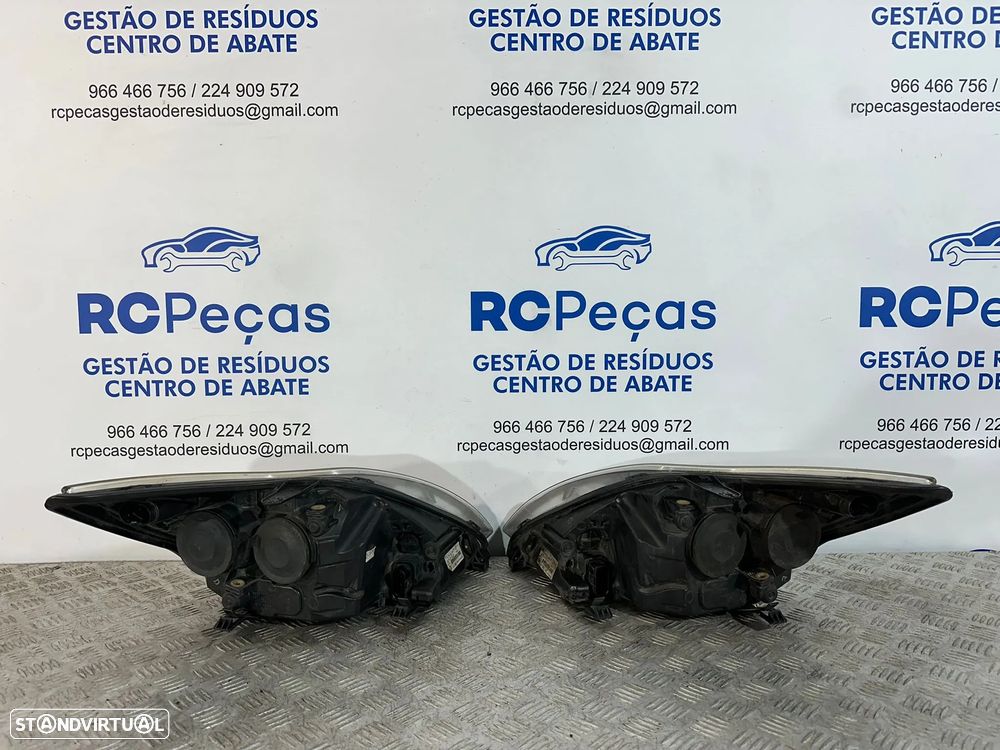 .Conjunto Farois Oticas Frente Frontais Original Ford Focus 2 MK2 Fase 2 8M51-13W030-DE 8M51-13W029-DF 2007 - 2010 - 4