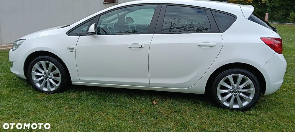 Opel Astra - 9