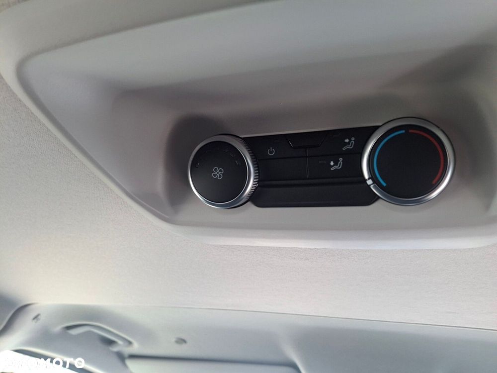 Volkswagen Transporter - 34