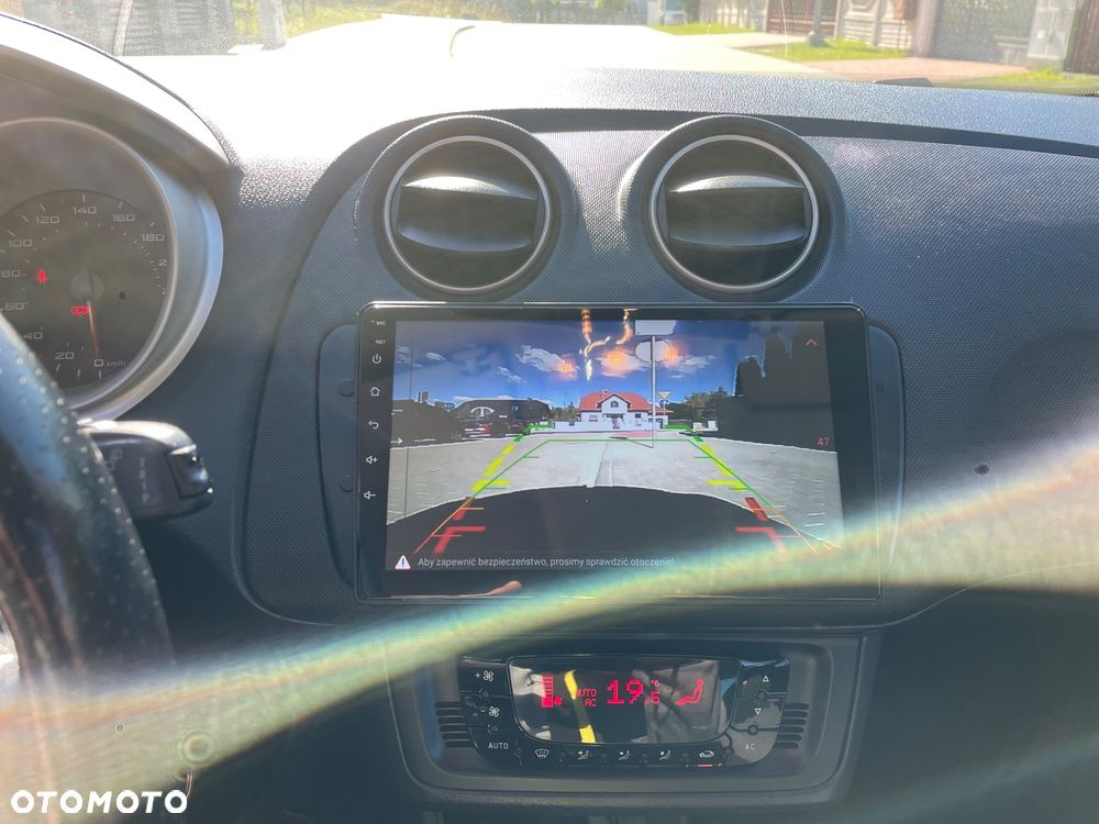 Seat Ibiza SC 1.6 TDI DPF Style - 8