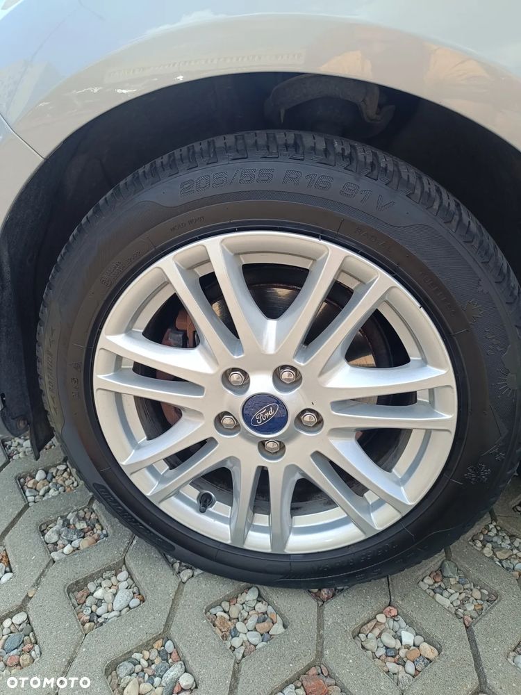 Ford Focus Turnier 1.6 TDCi DPF Titanium - 10