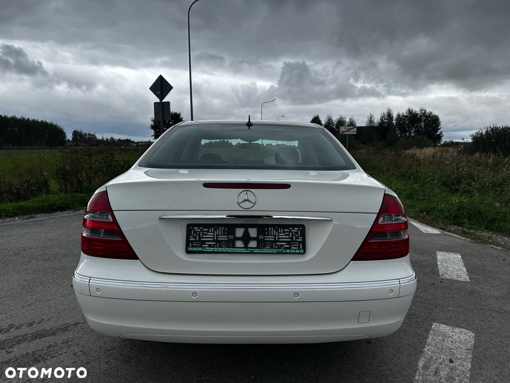 Mercedes-Benz Klasa E 350 4Matic Automatik Classic - 7