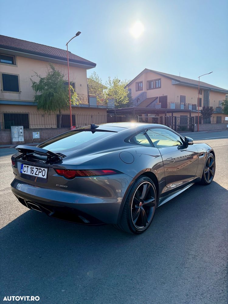 Jaguar F-Type - 6