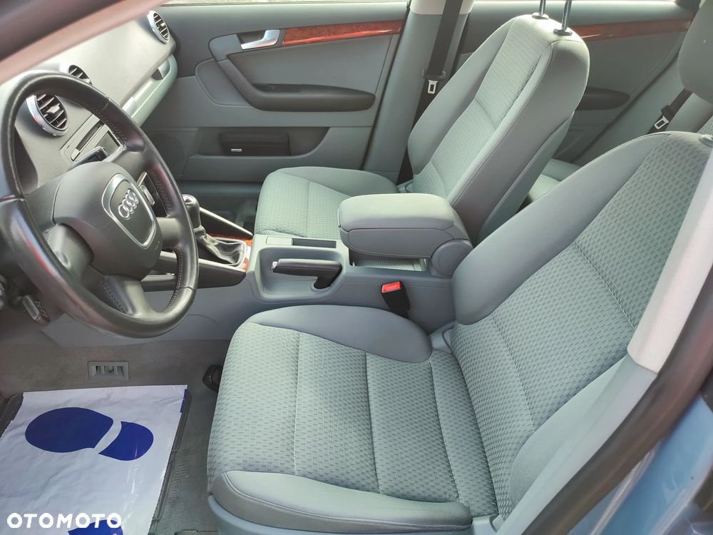 Audi A3 Sportback 1.4 TFSI S line Sportpaket (plus) - 19