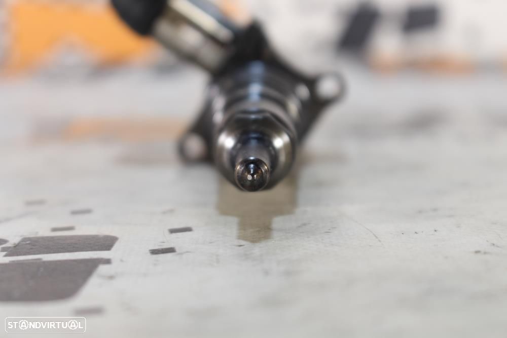 Injetor Audi A3 (8P1)  03G130073d / 03G 130 073 D - 2