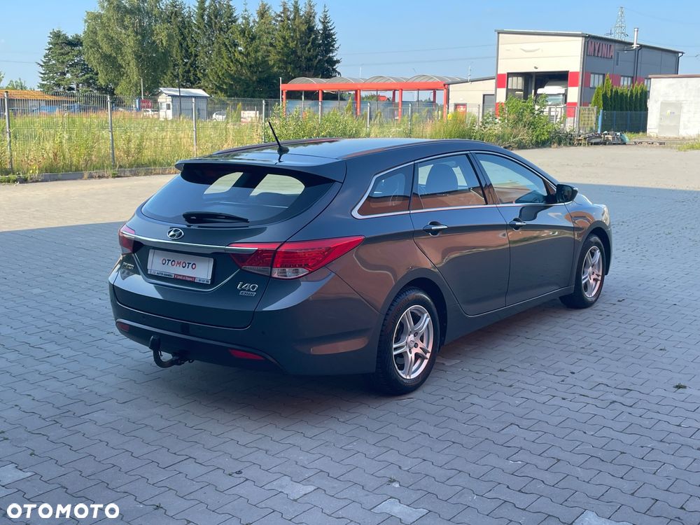 Hyundai i40 1.7 CRDi Comfort + - 32