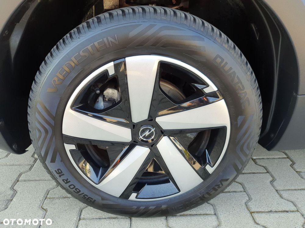 Opel Crossland - 12