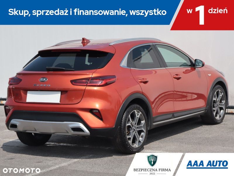 Kia XCeed - 7